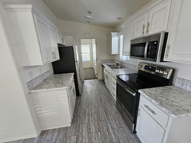 Photo - 8700 E University Dr