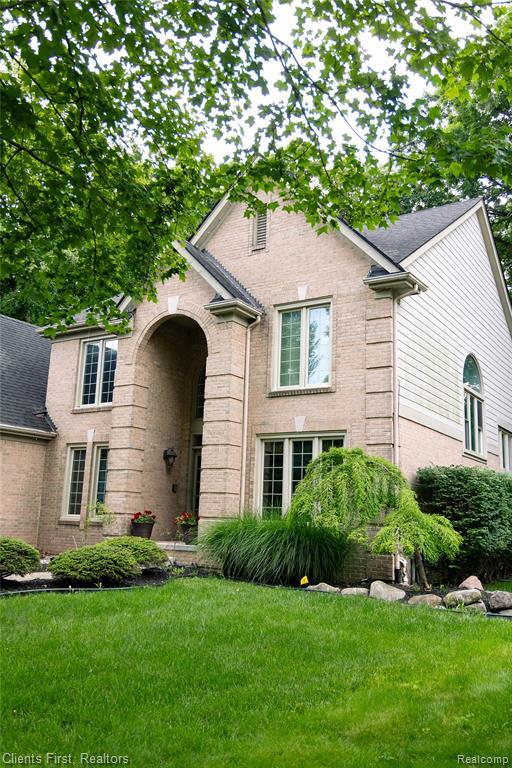 19691 Windridge Dr