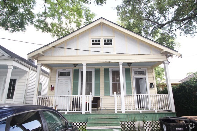 Building Photo - 1724 Short St Unit 1724 Rental