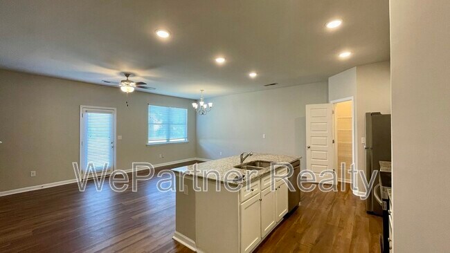 Photo - 212 Harrison St
