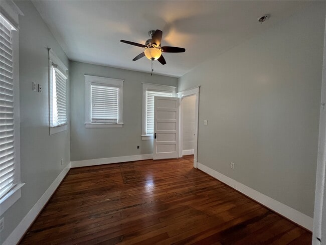 Photo - 801 University Blvd