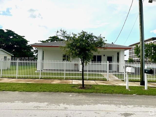 Building Photo - 11753 SW 214th St Rental