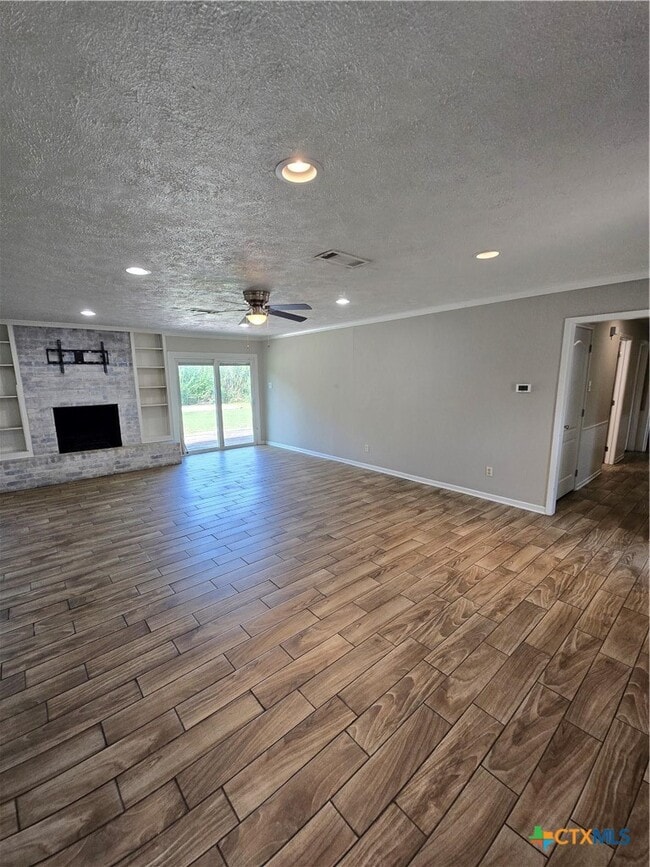 Photo - 205 E Cherokee Dr