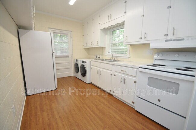 1426 Old Trinity Cir Unit 11