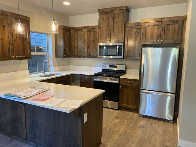 Photo - 20140 Reed Ln