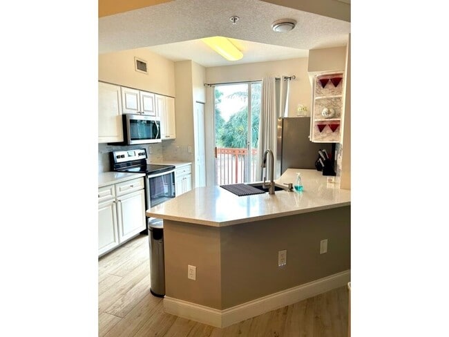 Photo - 2046 Alta Meadows Ln