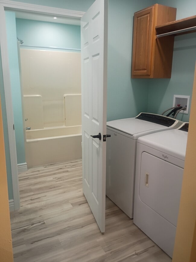 Photo - 914 Jackson St