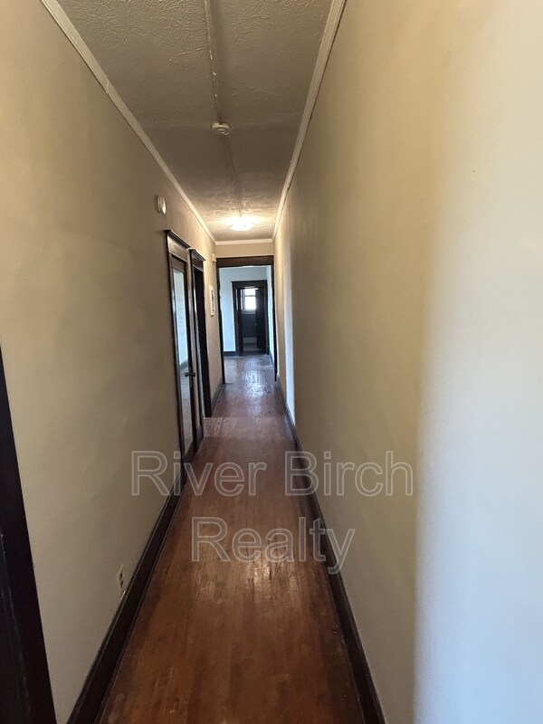 Photo - 619 S 5th St