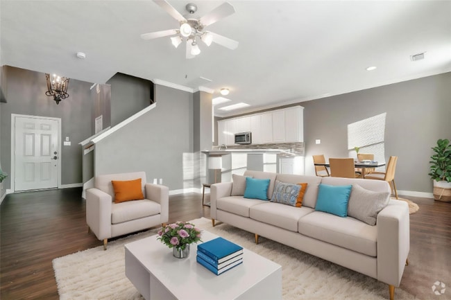 Building Photo - 17139 Oakwood Chase Dr Rental