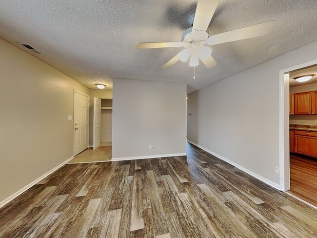 Photo - 5422 Pecos Ct