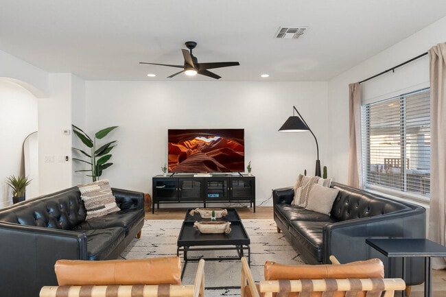 6085 N 85th Ave Unit SI ID1558687P