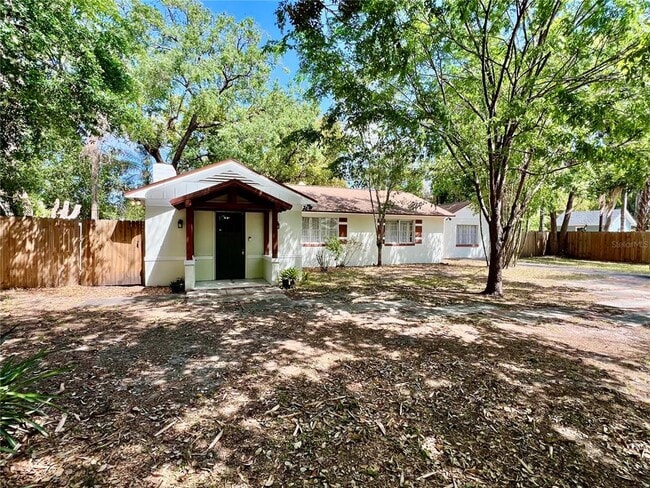 Photo - 1208 E Hanna Ave