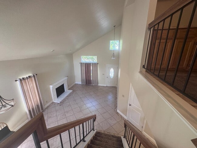 Photo - 200 Clearview Dr