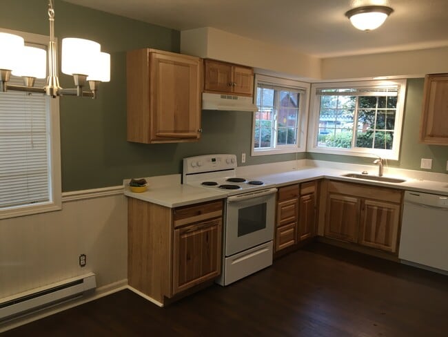 185 E Sunset Way Unit 1A