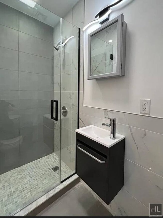 Photo - STEINWAY STREET Unit 2