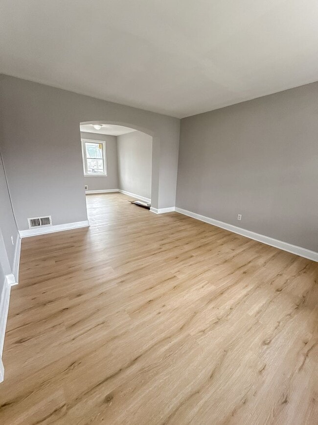 Photo - Home with Modern Kitchen, Finished Basement & Backyard Deck