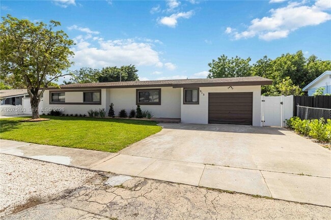 Photo - 913 SW 49th Ave
