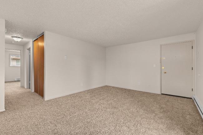Photo - 11540 Pinehurst Way NE Unit 206