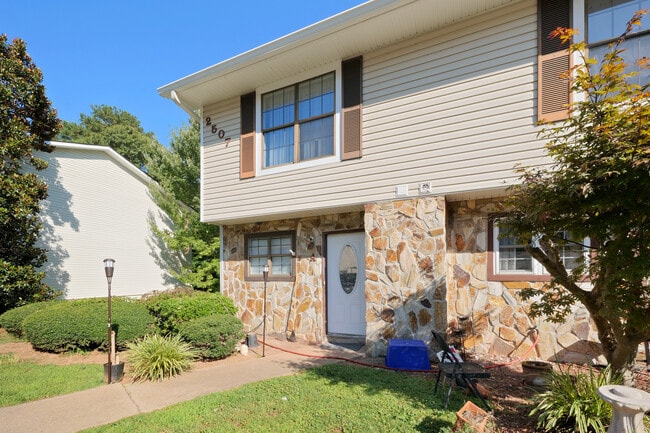 Photo - 2507 Hidden Cove Ct