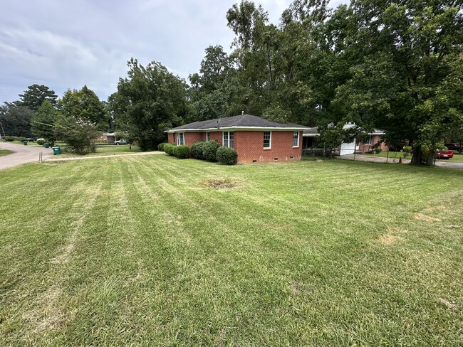 Photo - 2704 44th Ave