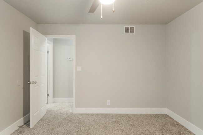Waterside Apartments Tulsa