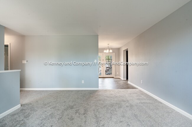 Photo - 1421 Querida Dr