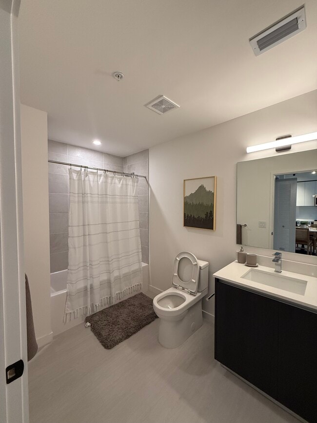 Photo - 2115 NW 206th St Unit B2
