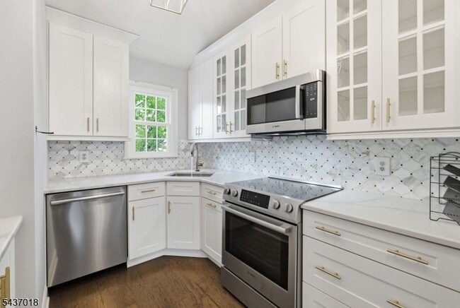 Photo - 130 Smithfield Ct