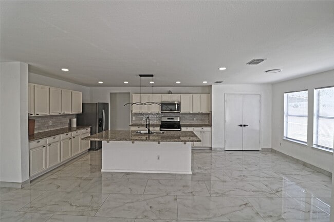 Photo - 9611 Rads Point