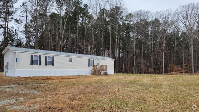 Building Photo - Ready to Move in Rental