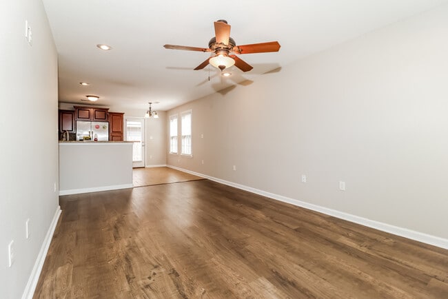726 Mimosa Ct