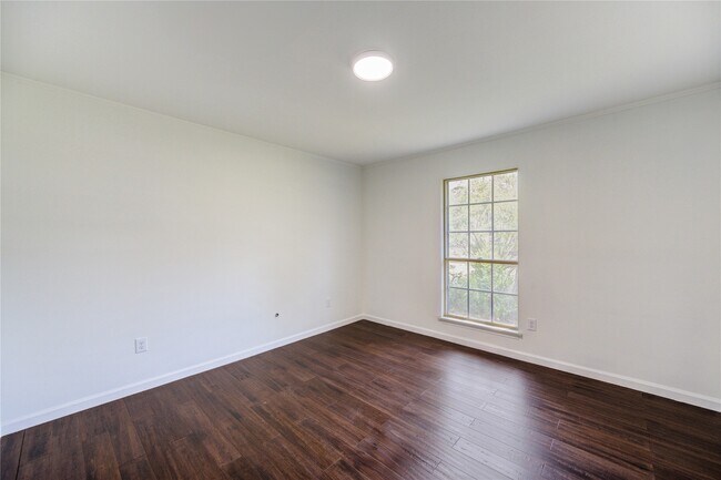 Photo - 5930 Miller Valley Dr