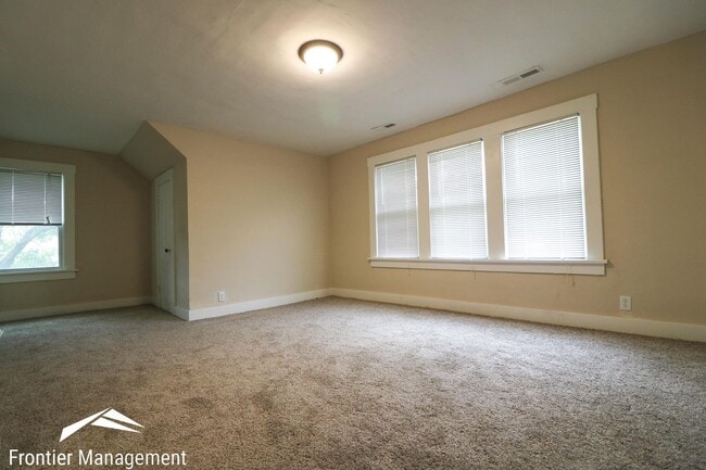 Photo - 505 Bluemont Ave Unit 2