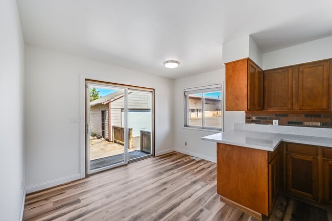 Photo - 16631 SE Foster Rd