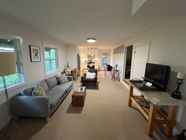 Photo - 370 Richardson Way Unit Mill Valley in-law