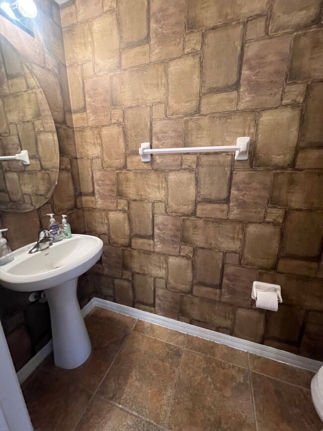 Photo - 3005 Ashford Park Pl