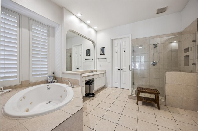 Photo - 3047 Bonnebridge Way Blvd