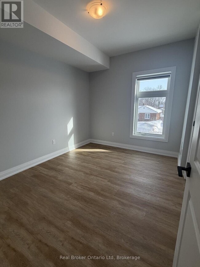 Photo - 60 Donald St Unité 304