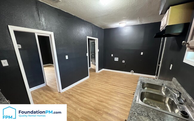 Photo - 1191 Sylvan St