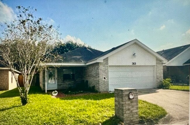 Photo - 313 Chico Blvd