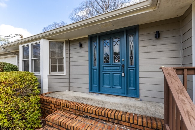 Photo - 2577 Sandpiper Dr