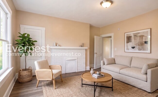 Photo - 2304 22nd St SW