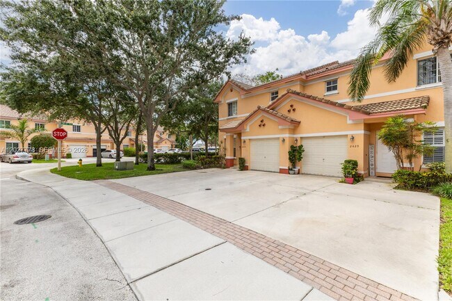 Photo - 2420 SW 87th Way