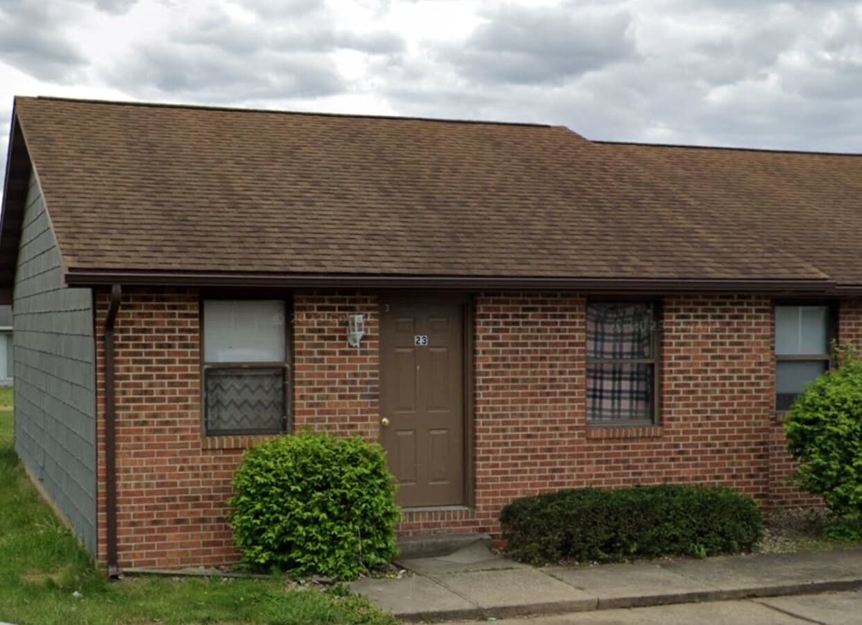 Photo - 8701 N Raintree Ct