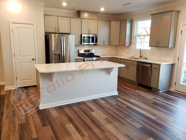 Photo - Brand New 3 BR 1-Car Garage Townhome in Do...