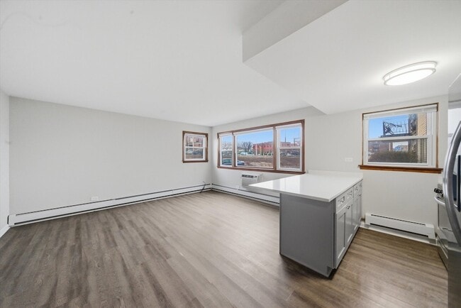 Photo - 7709 W Marwood Ave Unit 1N