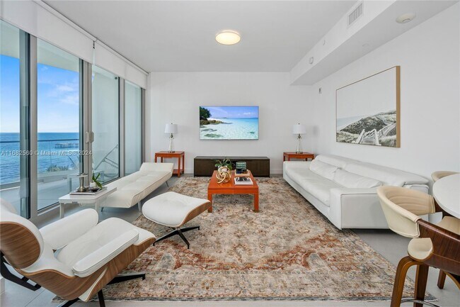 Photo - 16901 Collins Ave