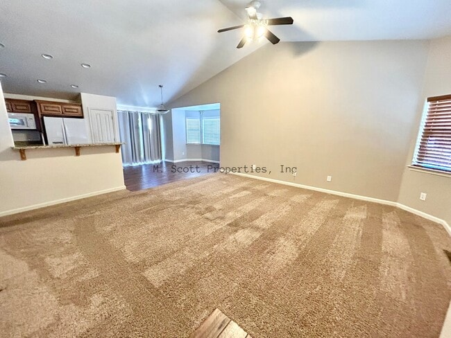 Photo - 1420 Chiltern Ct