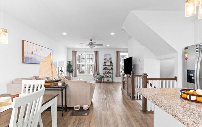 Photo - Dallastown Schools! Beautiful 3 Bedroom, 2.5 Bath Townhome.