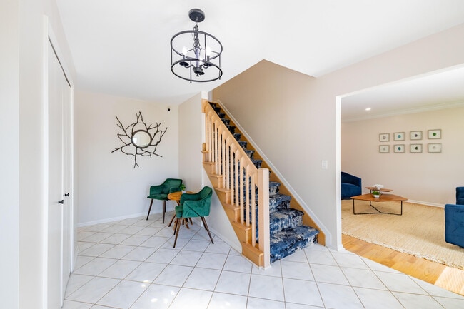 Photo - 23285 Meridian Rd
